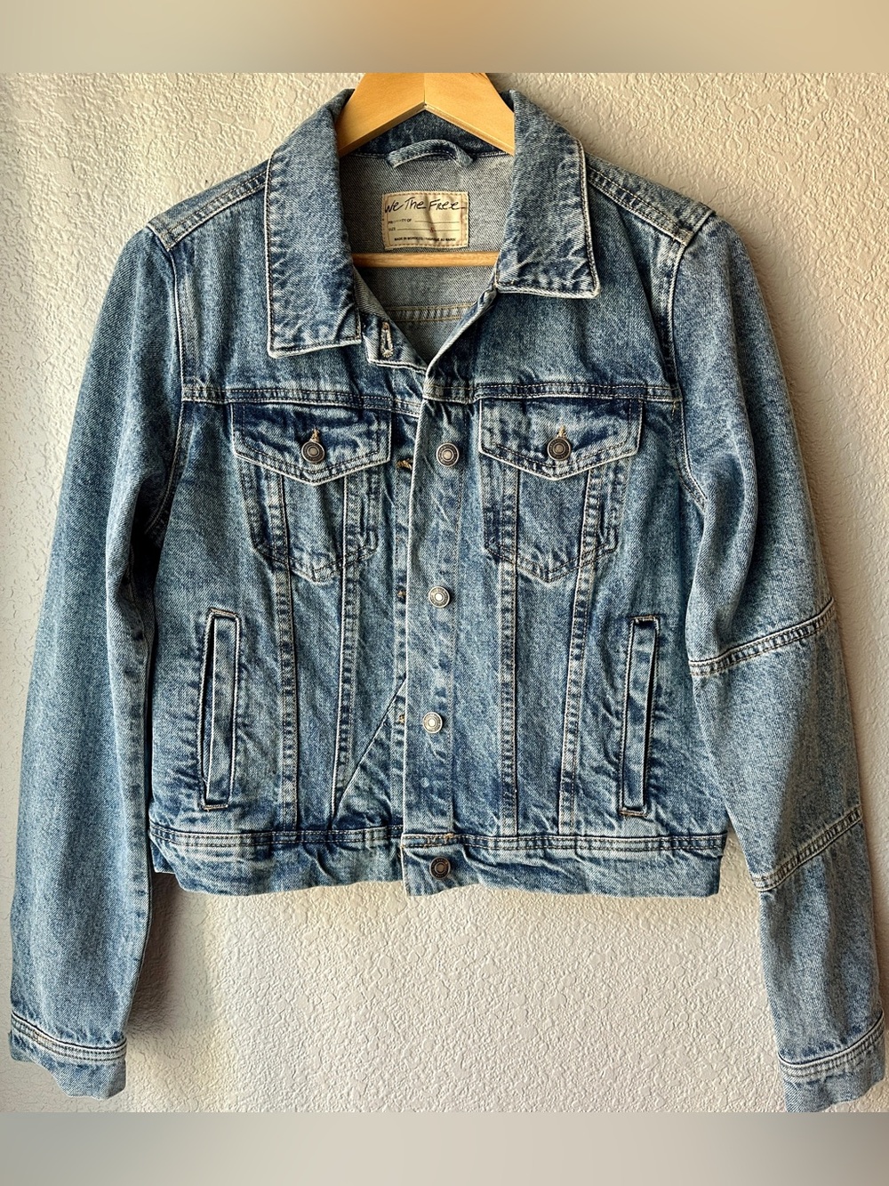 We The Free - Women’s Rumors Jacket - Light Wash Jean Jacket - Size S - NWT